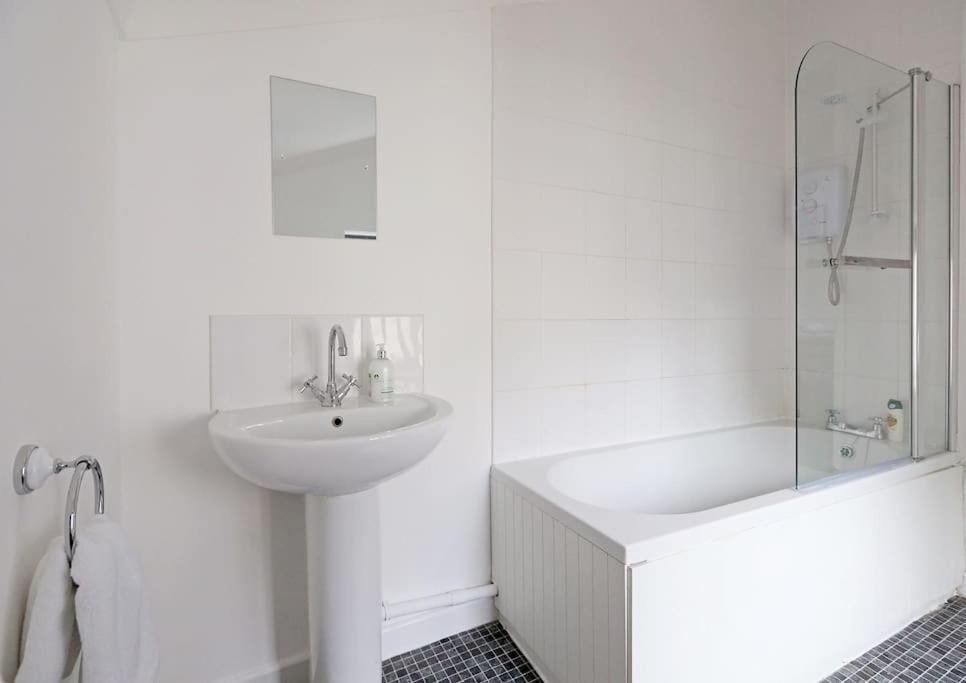 Convenient & Central 2-Bed House Norwich Exterior photo